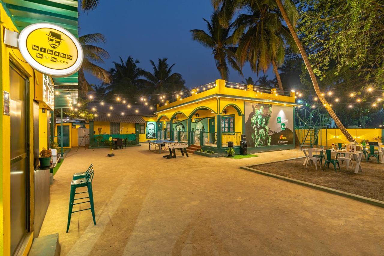 Whoopers Hostel Anjuna, Goa Exterior photo