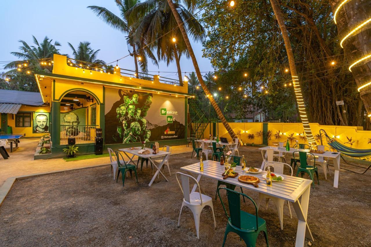 Whoopers Hostel Anjuna, Goa Exterior photo